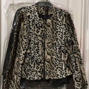 COPY - Express leopard fur jacket